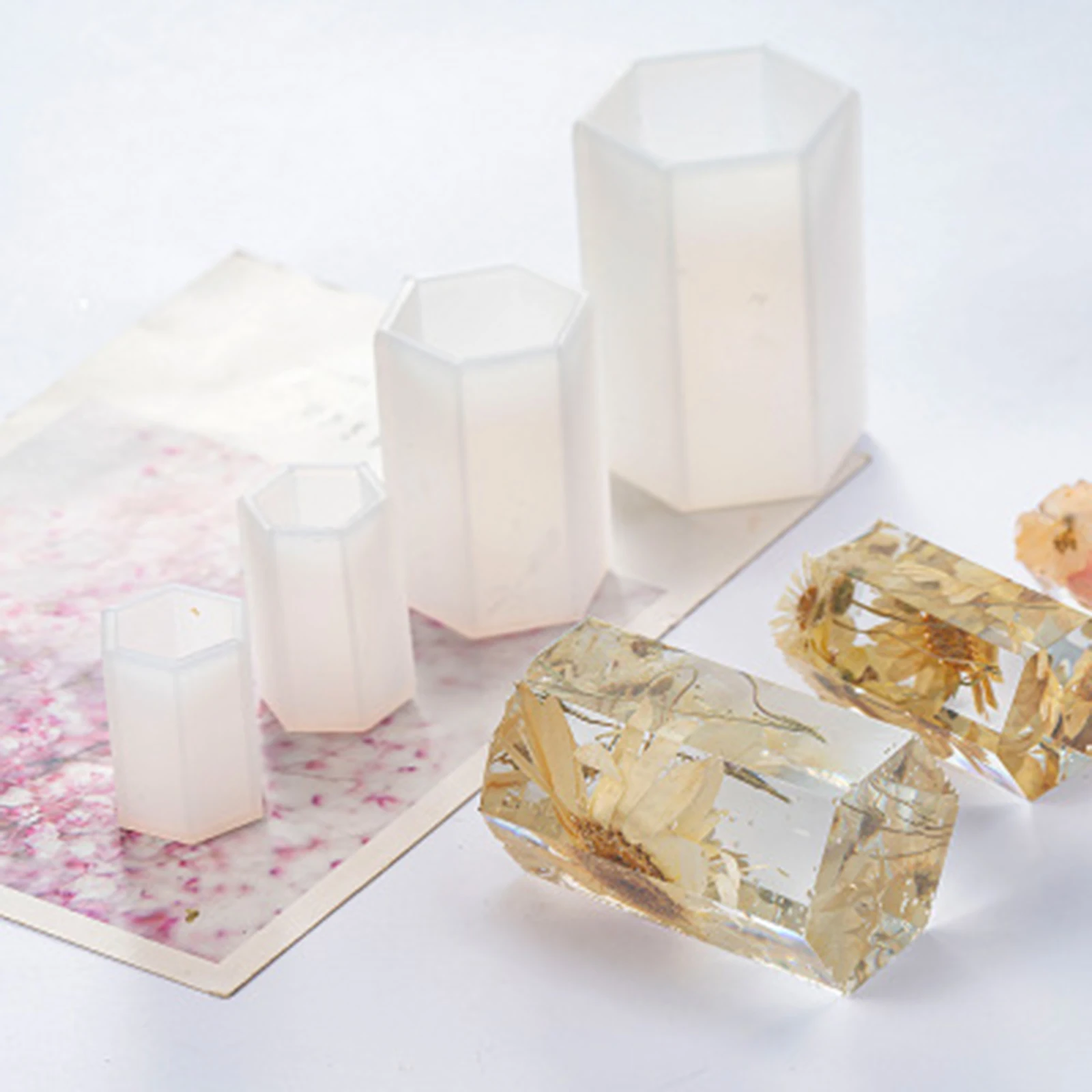 1 Pcs Silicone Creative White DIY Resin Mold For Jewelry Making Hexagonal Prism UV Crystal Epoxy Crafts Home Decoration Supplies
1 Pcs Silicone Creative White DIY Resin Mold For Jewelry Making Hexagonal Prism UV Crystal Epoxy Crafts Home Decoration Supplies