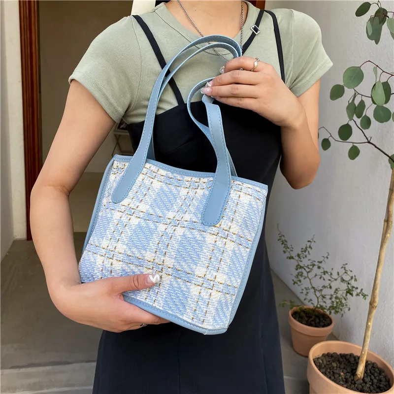 Retro Plaid Women's Mini Tote Shoulder Bags Large Capacity Ladies Protable Purse and Handbags Casual Female Travel Underarm Bags
Retro Plaid Women's Mini Tote Shoulder Bags Large Capacity Ladies Protable Purse and Handbags Casual Female Travel Underarm Bags