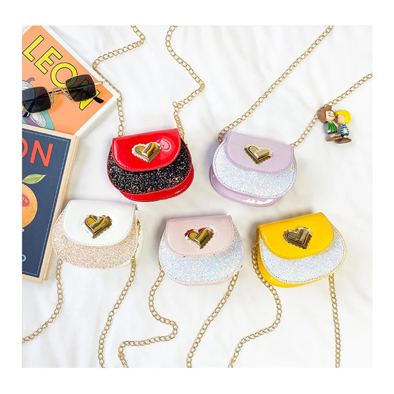 Детский кожаный кошелек через плечо для девочек, наплечная сумка с блестками и сердцем, с цепочкой и ремешком на молнии, миниатюрный бумажни...
Детский кожаный кошелек через плечо для девочек, наплечная сумка с блестками и сердцем, с цепочкой и ремешком на молнии, миниатюрный бумажни...