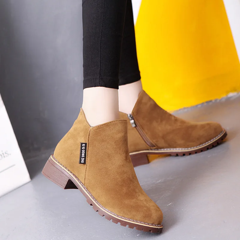 New Style Ladies Shoes Martin Boots Short Tube Rubber Sole Low Heel Women's Boots Round Toe Women's Leather Boots Ladies Shoes
New Style Ladies Shoes Martin Boots Short Tube Rubber Sole Low Heel Women's Boots Round Toe Women's Leather Boots Ladies Shoes