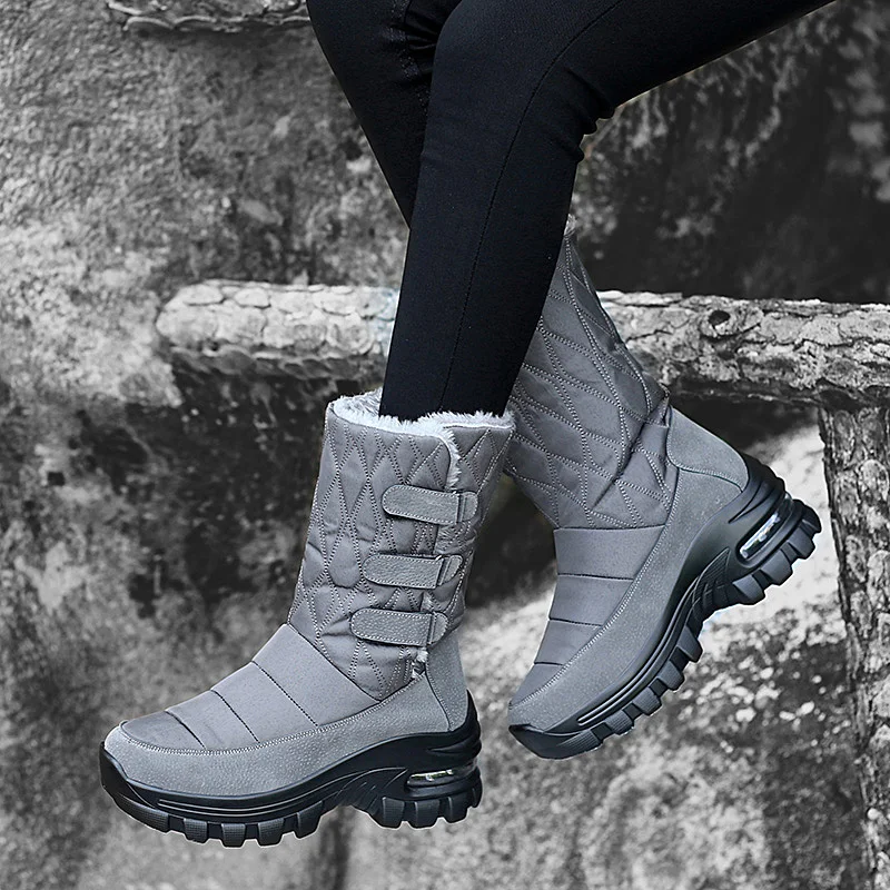 Winter Platform Boots Women 2022 Keep Warm Plush Female Big Size 35-42 Snow Boots Mid-Calf Flat Non-slip Botas Mujer Female
Winter Platform Boots Women 2022 Keep Warm Plush Female Big Size 35-42 Snow Boots Mid-Calf Flat Non-slip Botas Mujer Female