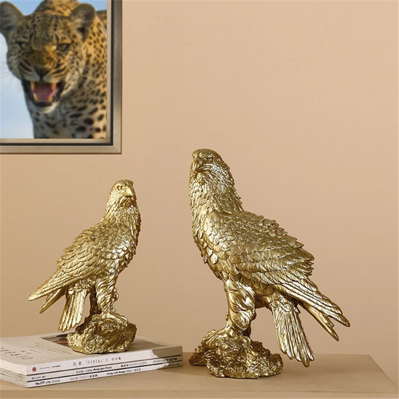Nordic Golden Light Luxury Eagle Resin Decoration Crafts Window Home Decoration TV Cabinet Personality Creative Decorations
Nordic Golden Light Luxury Eagle Resin Decoration Crafts Window Home Decoration TV Cabinet Personality Creative Decorations