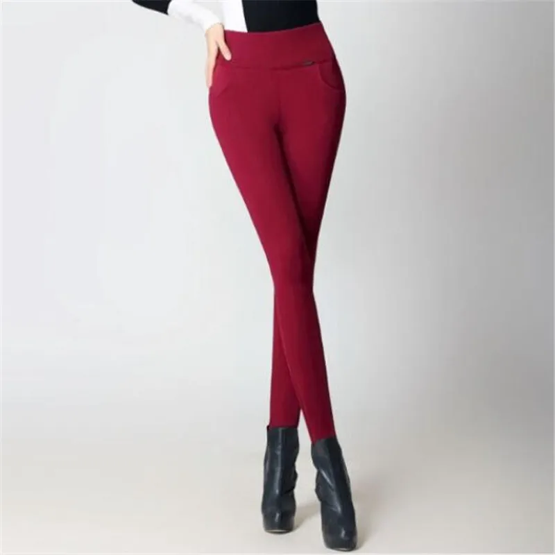 Pants women's autumn and winter Plush thickened bottoming pants wear large size, high waist and small feet warm cotton pants
Pants women's autumn and winter Plush thickened bottoming pants wear large size, high waist and small feet warm cotton pants