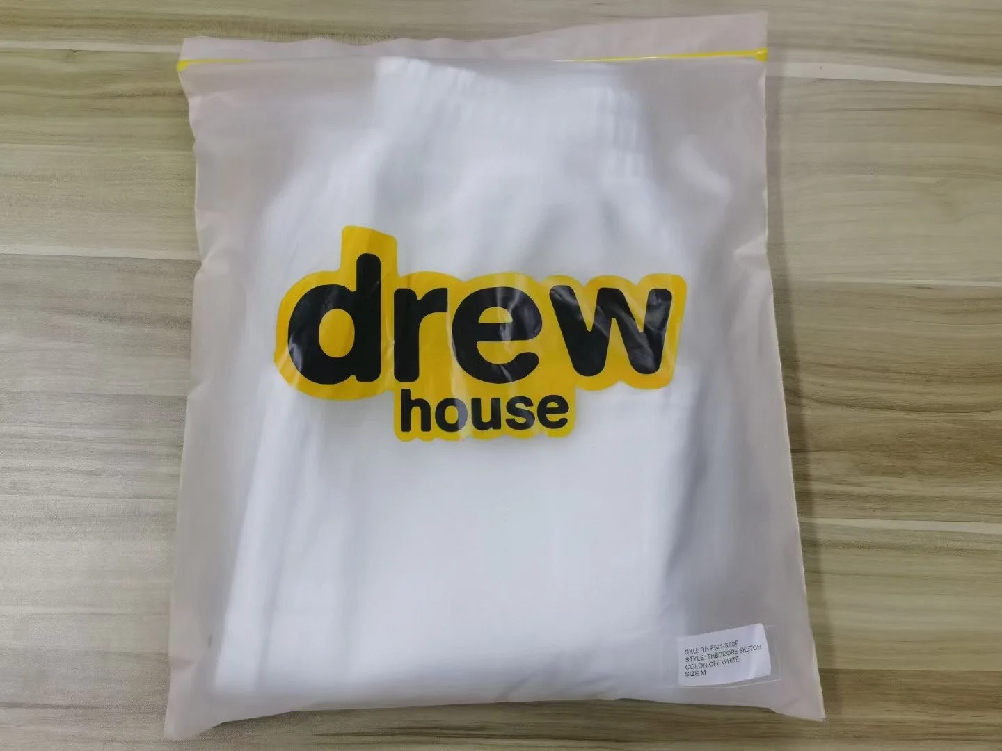 2021ss Drew House Carton Beer Print Shorts Justin Bieber Drew House Men Women Hiphop Streetwear Men Cotton Summer Beach Shorts
2021ss Drew House Carton Beer Print Shorts Justin Bieber Drew House Men Women Hiphop Streetwear Men Cotton Summer Beach Shorts