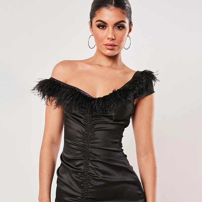 UIDEAZONE Fluffy Stitching Women Dress Patchwork Solid Color Sexy Ladies Wrap Dresses 2020 Spring Summer Multiwear Clubwear
UIDEAZONE Fluffy Stitching Women Dress Patchwork Solid Color Sexy Ladies Wrap Dresses 2020 Spring Summer Multiwear Clubwear