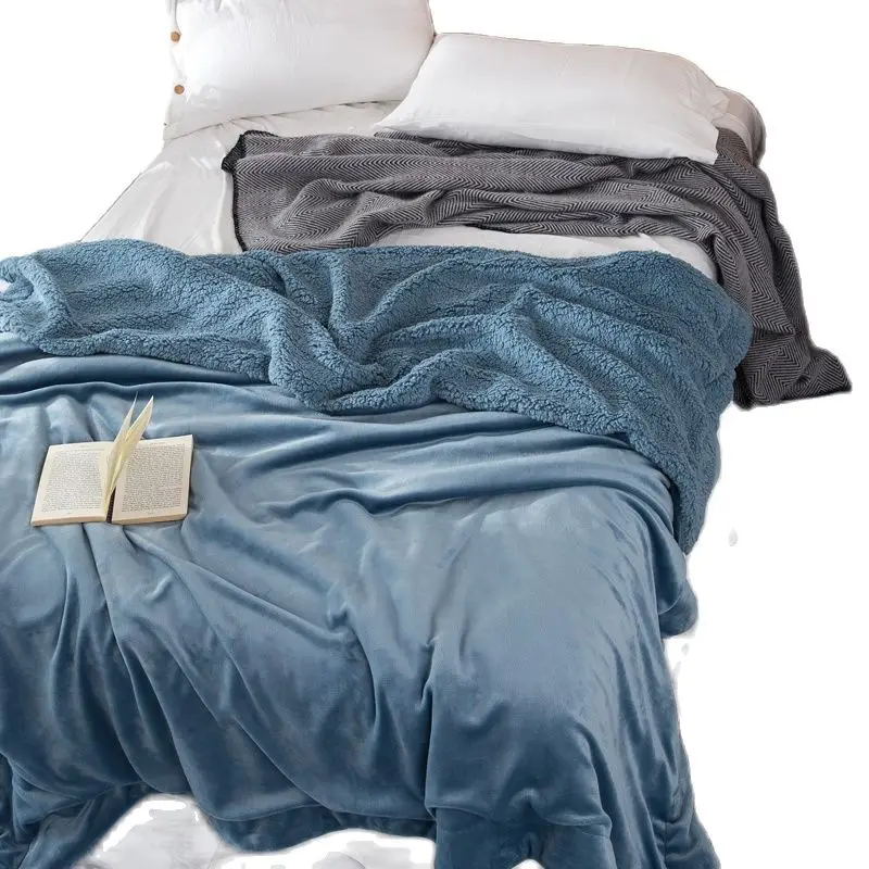 Ins popular double-layer lamb wool blanket thickened macarone solid color double-layer Farley blanket
Ins popular double-layer lamb wool blanket thickened macarone solid color double-layer Farley blanket