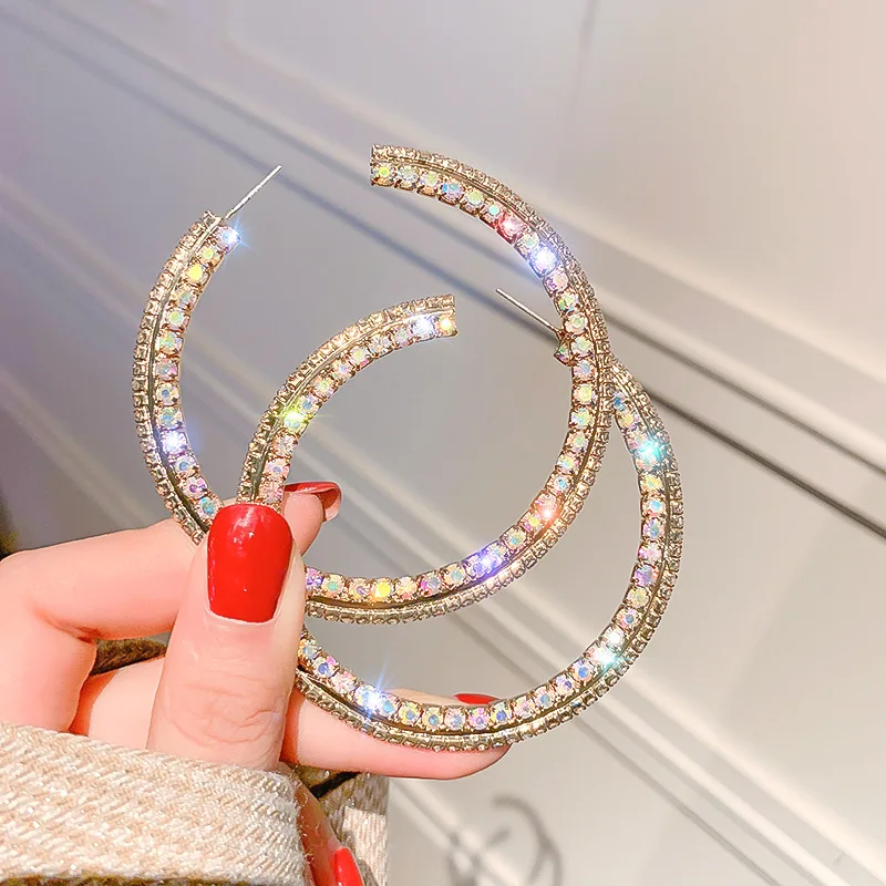 925 Silver Needle Korean East Gate C-shaped Earrings Net Red Temperament European And American Exaggerated Personality
925 Silver Needle Korean East Gate C-shaped Earrings Net Red Temperament European And American Exaggerated Personality