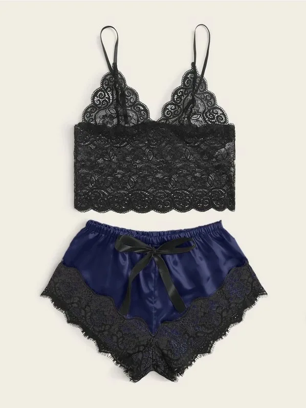 2 Pcs Pajamas Set Women Sleepwear Sexy Satin Black Lace V-Neck Pyjamas Sleeveless Cute Cami Top and Shorts
2 Pcs Pajamas Set Women Sleepwear Sexy Satin Black Lace V-Neck Pyjamas Sleeveless Cute Cami Top and Shorts