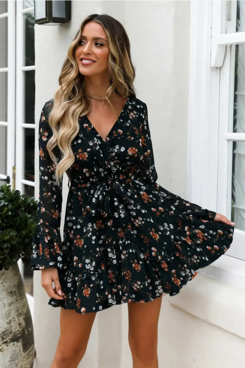 Hirigin 2020 Women Autumn Long Sleeve Sexy Mini Dresses Flower Ladies Casual V-Neck Short Summer Dresses
Hirigin 2020 Women Autumn Long Sleeve Sexy Mini Dresses Flower Ladies Casual V-Neck Short Summer Dresses