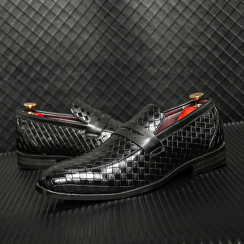 Homme hombre; zapatillas sapato; Обувь для мужчин; Кроссовки; Сезон осень; informales; Мокасины; Большие размеры; Модная мужская обувь; sapatenis; Цвет Черный
Homme hombre; zapatillas sapato; Обувь для мужчин; Кроссовки; Сезон осень; informales; Мокасины; Большие размеры; Модная мужская обувь; sapatenis; Цвет Черный