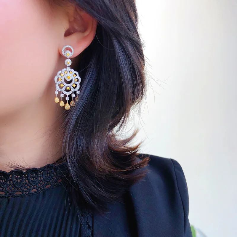 Swaying Flower Dangle Earrings Luxury with Full Asscher Yellow CZ Bohemian Style 2021 New Fashion Trend Women Jewelry for Party
Swaying Flower Dangle Earrings Luxury with Full Asscher Yellow CZ Bohemian Style 2021 New Fashion Trend Women Jewelry for Party