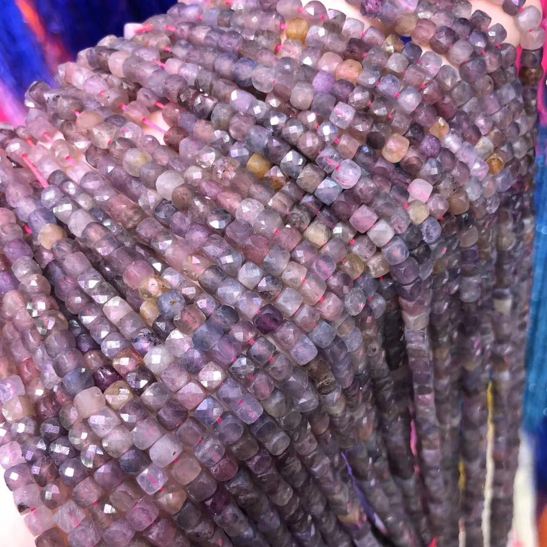 Natural red sapphires Square Faceted Beads 4mm Charm New Natural Beads for Jewelry Making Diy Jewelry Accessories 
Natural red sapphires Square Faceted Beads 4mm Charm New Natural Beads for Jewelry Making Diy Jewelry Accessories