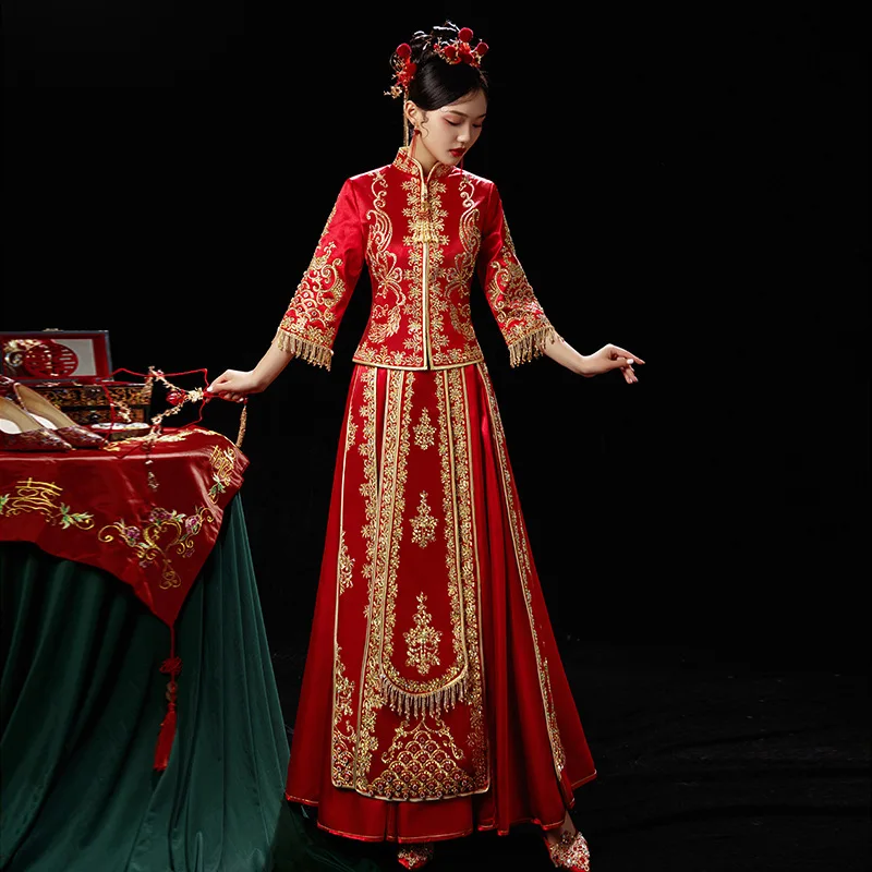 FZSLCYIYI Royal Wedding Cheongsam Bride Embroidery Formal Dress Vintage Chinese Traditional Tang Suit Qipao
FZSLCYIYI Royal Wedding Cheongsam Bride Embroidery Formal Dress Vintage Chinese Traditional Tang Suit Qipao