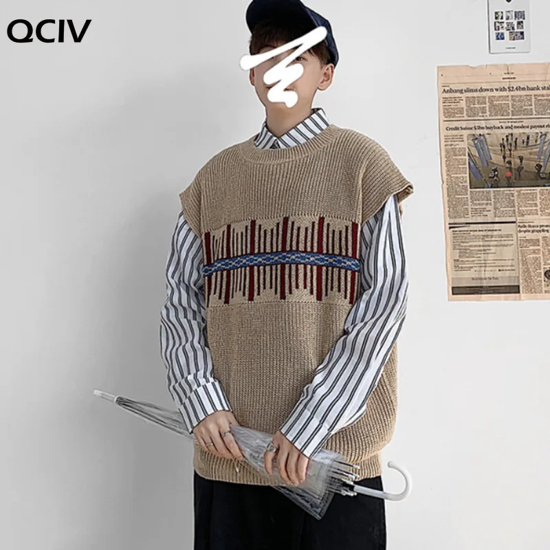 Spring And Autumn Men's Knitted Sleeveless Vest Korean Casual Fashion Loose Harajuku Street Sweater Vest Men Couple Sweater Vest 
Spring And Autumn Men's Knitted Sleeveless Vest Korean Casual Fashion Loose Harajuku Street Sweater Vest Men Couple Sweater Vest