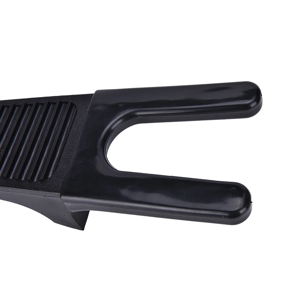 1Pcs New Horse Riding Heavy Duty Boot Jack Puller Remover Fits For Wellies Riding Boots Equestrian Supplies Black Color
1Pcs New Horse Riding Heavy Duty Boot Jack Puller Remover Fits For Wellies Riding Boots Equestrian Supplies Black Color