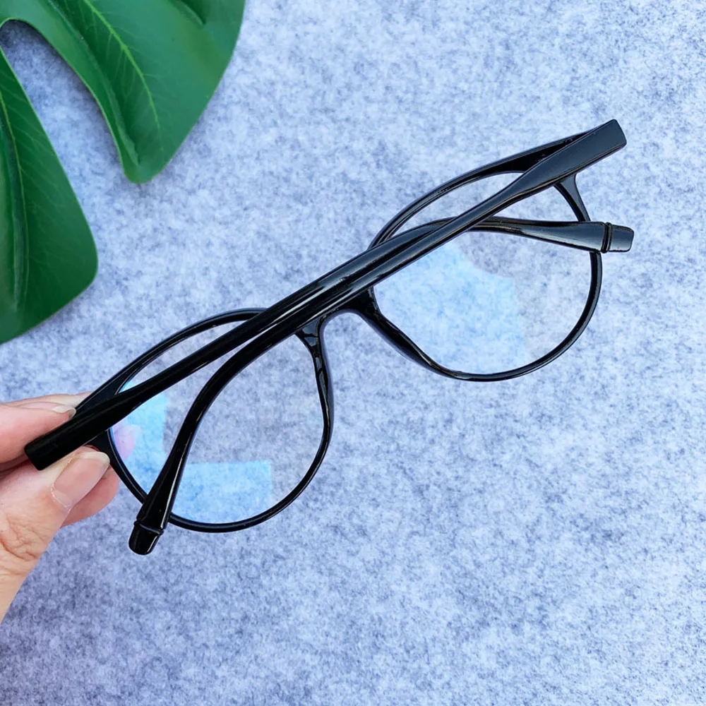 Women Radiation Eyeglasses Blocking Men Light Mirror Fashion Rays Blue Light Glasses Eyeglasses Frames Eyewear Accessories
Women Radiation Eyeglasses Blocking Men Light Mirror Fashion Rays Blue Light Glasses Eyeglasses Frames Eyewear Accessories