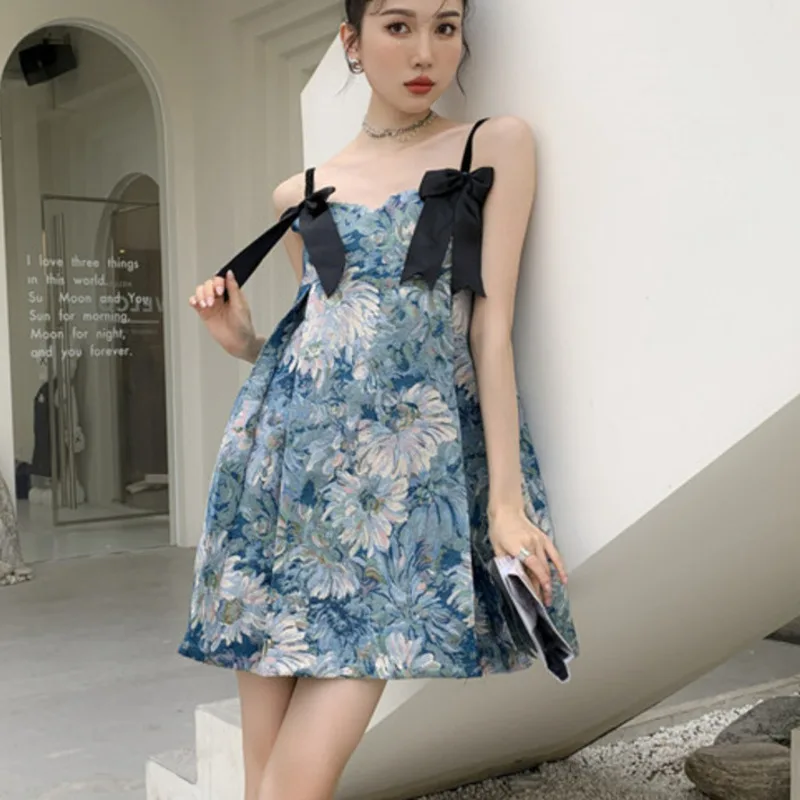 Женское платье на бретельках с принтом, повседневные универсальные платья без рукавов с милым бантом, модель E635 на лето, 2021
Женское платье на бретельках с принтом, повседневные универсальные платья без рукавов с милым бантом, модель E635 на лето, 2021