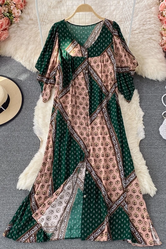 Women's temperament print loose maxi dress elegant summer Single Breasted women's V-neck ankle length dress hit color Robe
Women's temperament print loose maxi dress elegant summer Single Breasted women's V-neck ankle length dress hit color Robe