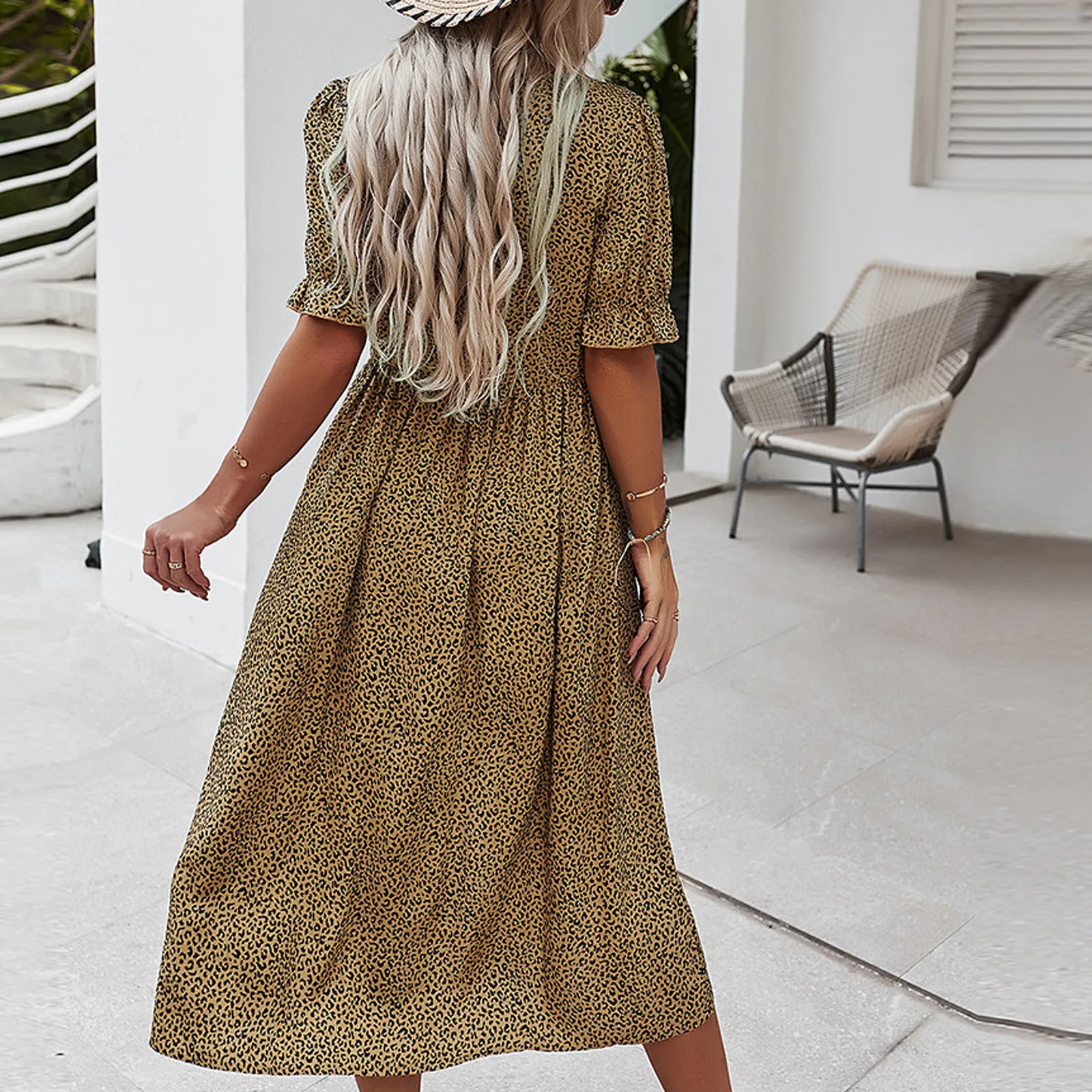 Women's Dress V Neck Pocket Spring and Autumn 2021 Daily Sexy Floral Printing Casual Vacation Style Mid Calf Loose Vestidos D15#
Women's Dress V Neck Pocket Spring and Autumn 2021 Daily Sexy Floral Printing Casual Vacation Style Mid Calf Loose Vestidos D15#