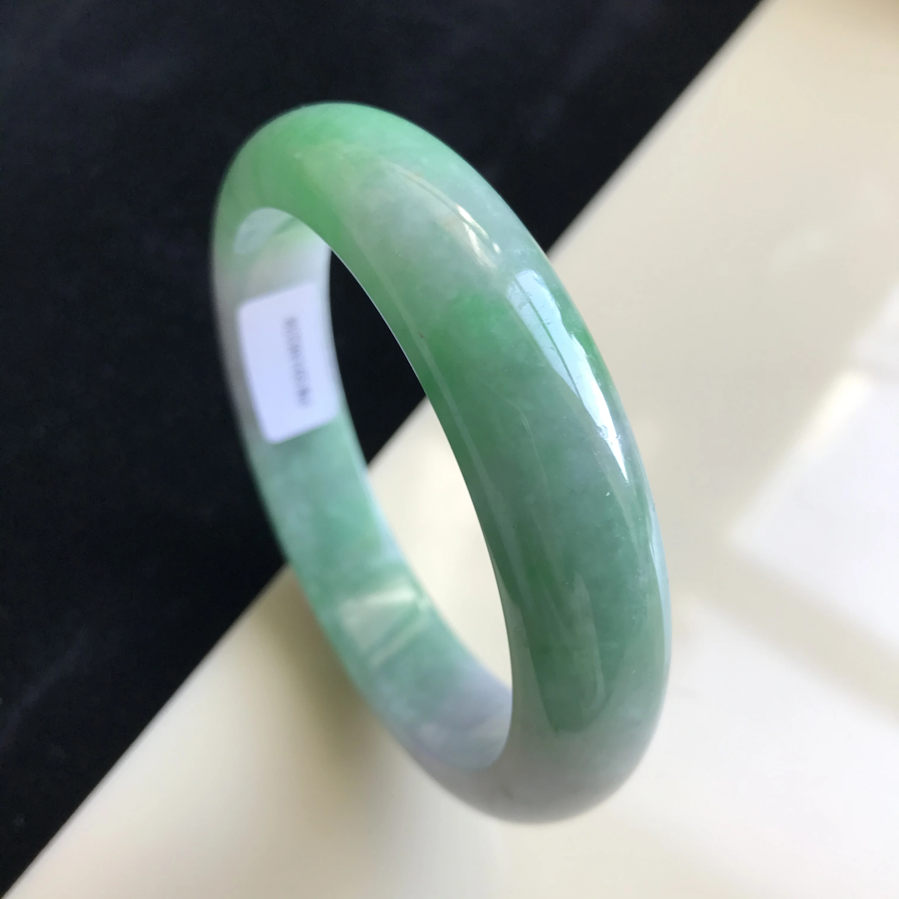 Burma 100%Genuine High-end Jadeite Bracelet Jewelry Jade Bangles For Women 58mm (With Certificate)
Burma 100%Genuine High-end Jadeite Bracelet Jewelry Jade Bangles For Women 58mm (With Certificate)