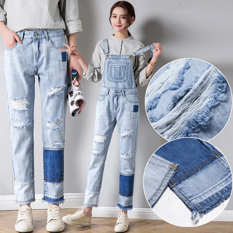 Women's fashionable blue belt jeans with water washed holes and personalized Jeans Belt pants 
Women's fashionable blue belt jeans with water washed holes and personalized Jeans Belt pants