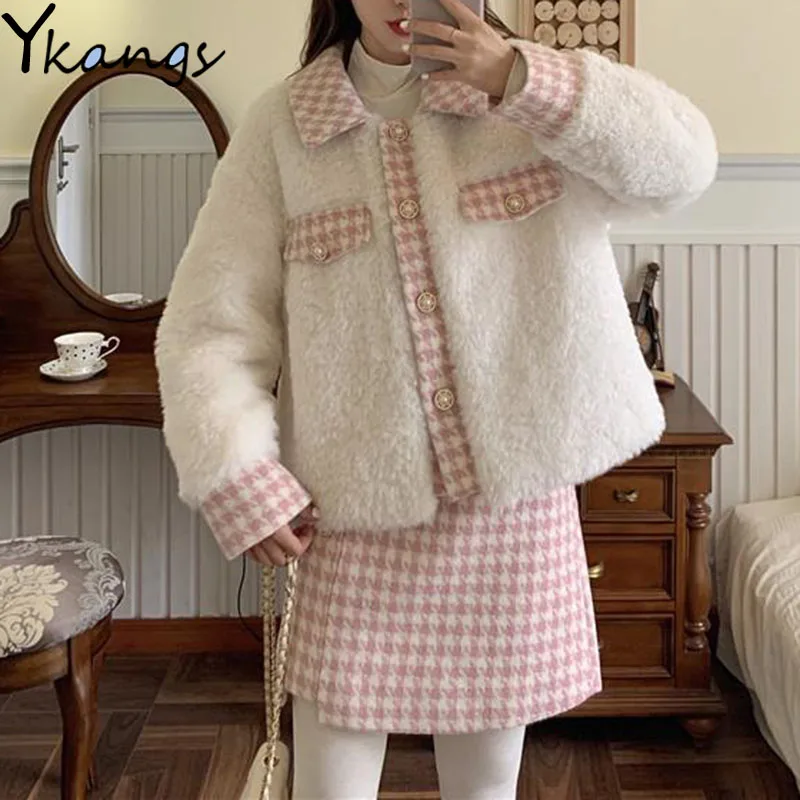 Harajuku High Street Loose Lamb Wool Coat Christmas Elegant Korean Fashion Skirts Sets with Top Women Winter Thicker 2-piece Set
Harajuku High Street Loose Lamb Wool Coat Christmas Elegant Korean Fashion Skirts Sets with Top Women Winter Thicker 2-piece Set