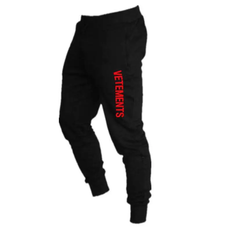 Side Big VETEMENTS Logo Sweatpants Solid Color Jogger Pant Men Women 4 Seasons High Quality Casual Cotton High Street Trousers
Side Big VETEMENTS Logo Sweatpants Solid Color Jogger Pant Men Women 4 Seasons High Quality Casual Cotton High Street Trousers