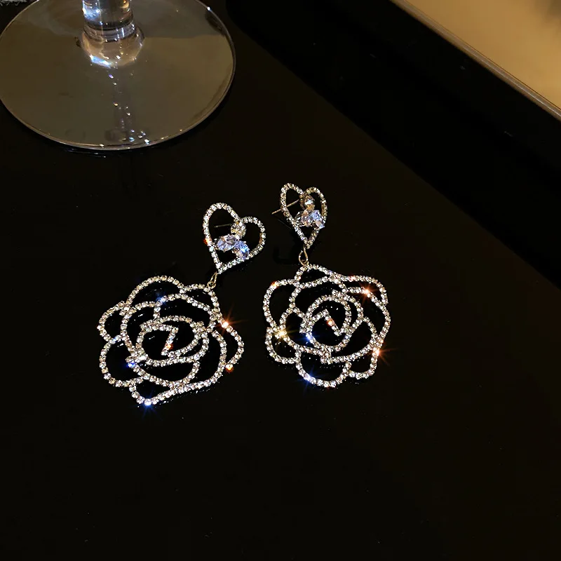 LOVOACC Exquisite Full Bling Bling Rhinestone Pendant Earrings for Women Girls Hollow Big Flowers Heart Earrings Accessories
LOVOACC Exquisite Full Bling Bling Rhinestone Pendant Earrings for Women Girls Hollow Big Flowers Heart Earrings Accessories