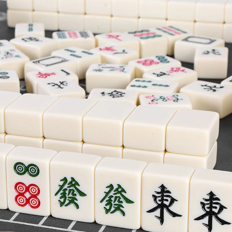 Fashion Mahjong Famous Storage Box Decor Portable Mahjong with Packaging Melamine Healthy Material Zegar Szachowy Table Games
Fashion Mahjong Famous Storage Box Decor Portable Mahjong with Packaging Melamine Healthy Material Zegar Szachowy Table Games