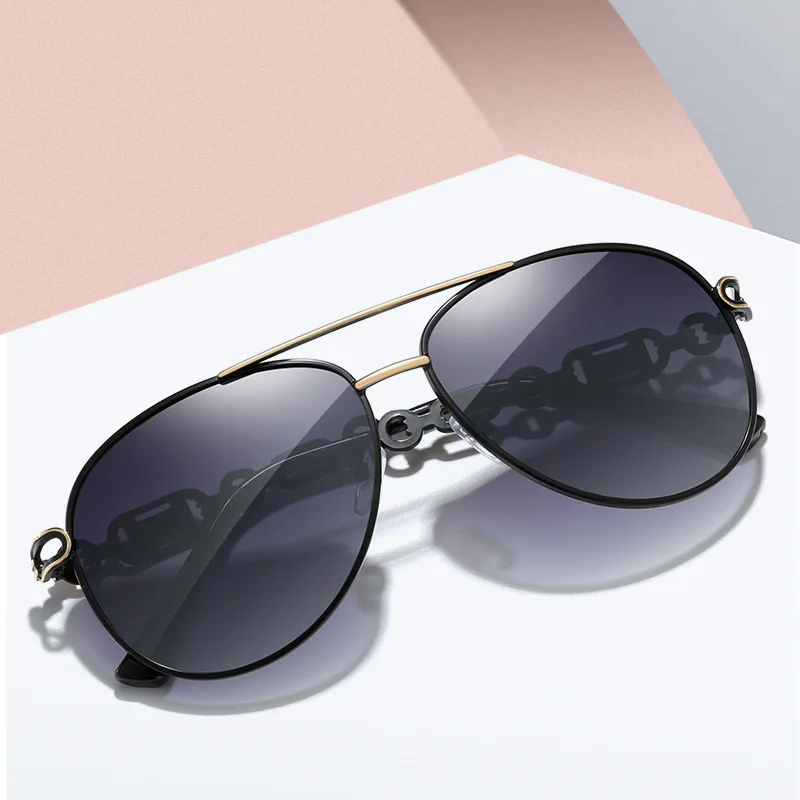 Women Polarized Sunglasses Brand Designer Vintage Metal Hollow Lady Driving Sun Glasses UV400 Shades Eyewear gafas de sol mujer
Women Polarized Sunglasses Brand Designer Vintage Metal Hollow Lady Driving Sun Glasses UV400 Shades Eyewear gafas de sol mujer