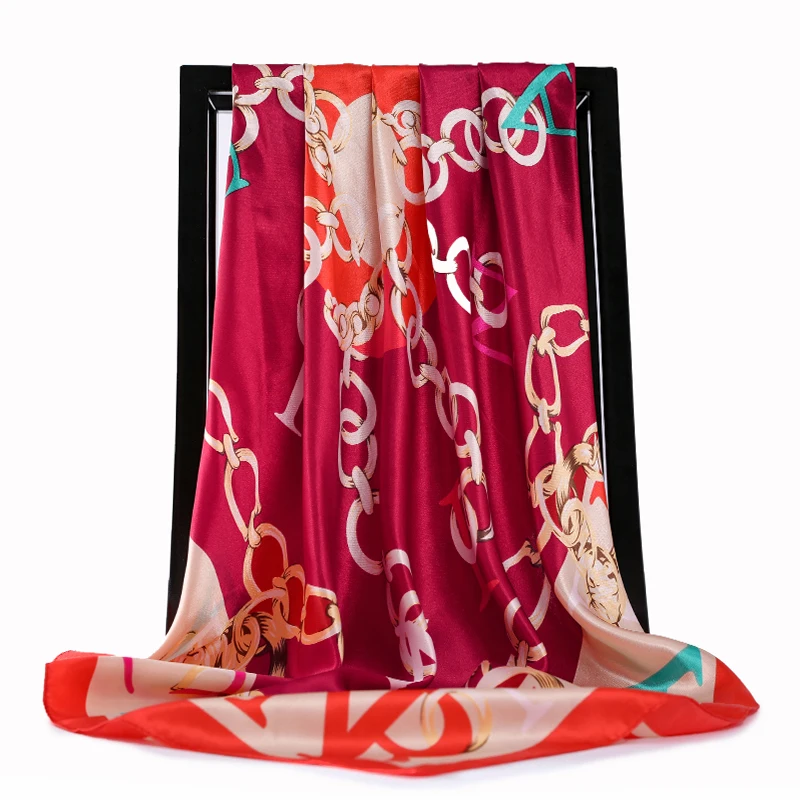 Winter Scarf Luxury Brand Women Silk Scarf Bandana Fashion Letter Chain Print Square Scarves Shawls 90*90cm Head Hijab Wraps
Winter Scarf Luxury Brand Women Silk Scarf Bandana Fashion Letter Chain Print Square Scarves Shawls 90*90cm Head Hijab Wraps
