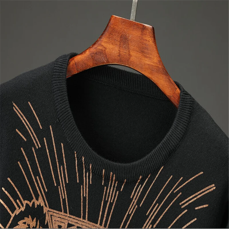 2021Male Clothing Long Sleeve Knitted Pullovers Winter Thick O-Neck New Fashion Men Sweater Streetwear Casual Slim Fit
2021Male Clothing Long Sleeve Knitted Pullovers Winter Thick O-Neck New Fashion Men Sweater Streetwear Casual Slim Fit