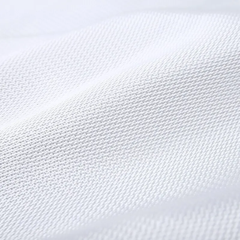 1.8m*1.2m Flame Retardant Blanket Emergency Survival Shelter Fire Welding Blanket Fiberglass Safety Cover Protective Equipment 
1.8m*1.2m Flame Retardant Blanket Emergency Survival Shelter Fire Welding Blanket Fiberglass Safety Cover Protective Equipment