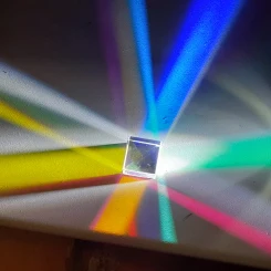 Color Prism Six Sides Bright 28m Large Glass Black Tech Pendant Science Experiment Beamsplitter Photo Decorations Gifts
Color Prism Six Sides Bright 28m Large Glass Black Tech Pendant Science Experiment Beamsplitter Photo Decorations Gifts