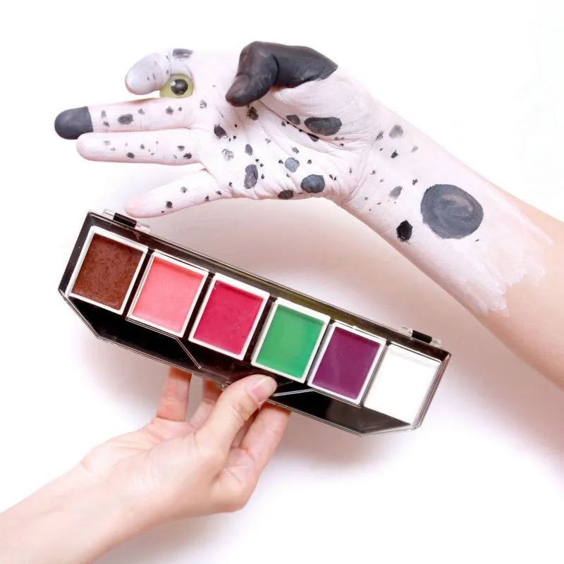 6 Color Makeup Body Art Face Paint Set Family Party Stage Performance Parent-Child Entertainment Activities Essential
6 Color Makeup Body Art Face Paint Set Family Party Stage Performance Parent-Child Entertainment Activities Essential