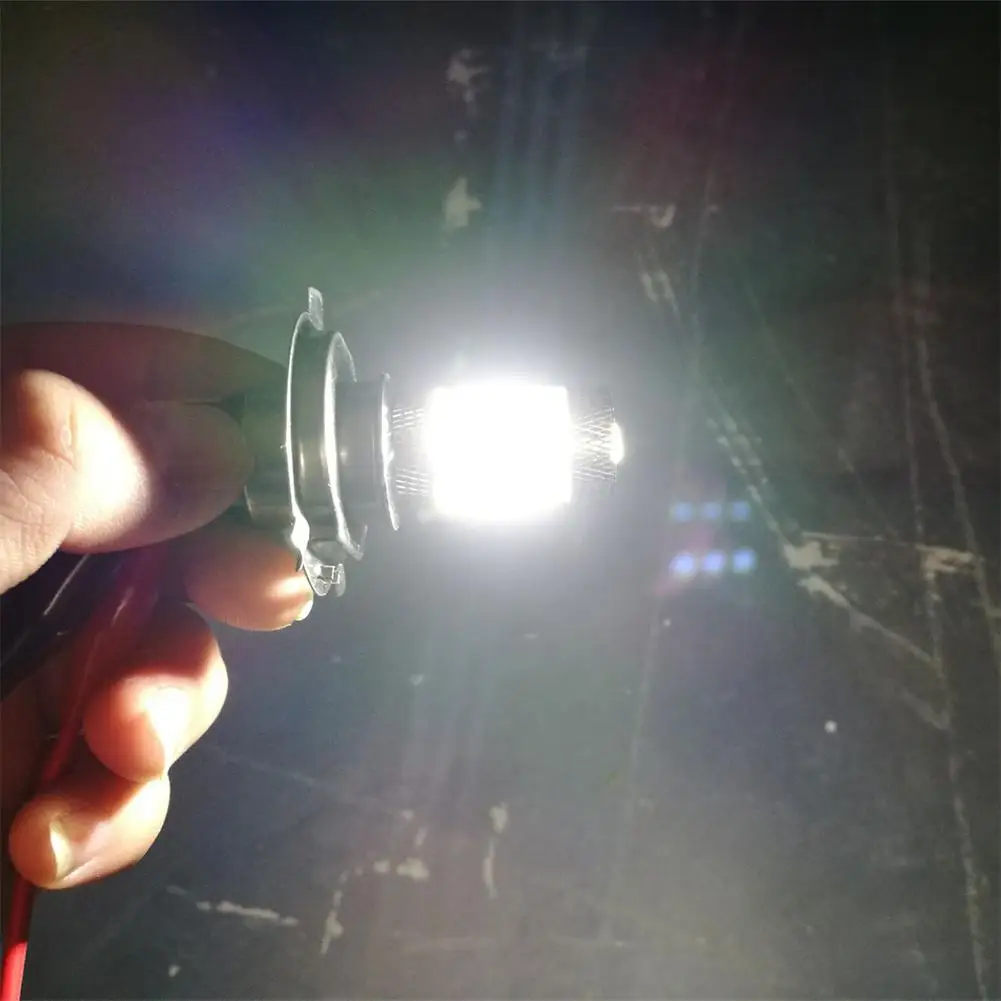 1Pc Super Bright H8/H11Headlight Car LED Bulb 3030 16LED Auto Bulb 80W 800LM Fog Light 6500K Driving Daytime Running Light
1Pc Super Bright H8/H11Headlight Car LED Bulb 3030 16LED Auto Bulb 80W 800LM Fog Light 6500K Driving Daytime Running Light