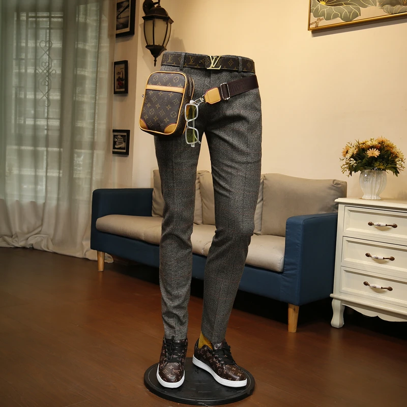 XM GeeKi New business and leisure trend in autumn Korean British slim fit camel Plaid trousers men's trousers
XM GeeKi New business and leisure trend in autumn Korean British slim fit camel Plaid trousers men's trousers