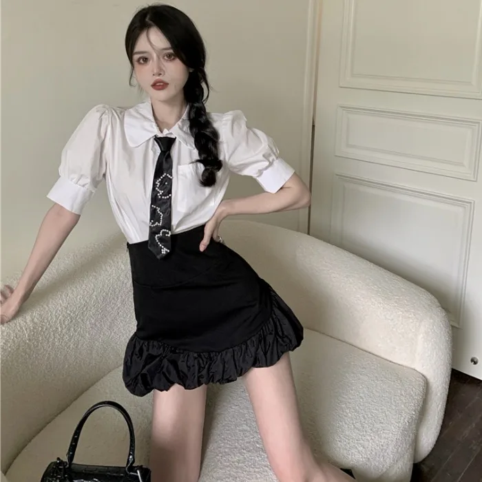 2021 Summer New Style Puff Sleeve Western Style Tie Shirt High Waist Hip-Wrapped Skirt Suit Fashion Leisure Suit for Women
2021 Summer New Style Puff Sleeve Western Style Tie Shirt High Waist Hip-Wrapped Skirt Suit Fashion Leisure Suit for Women