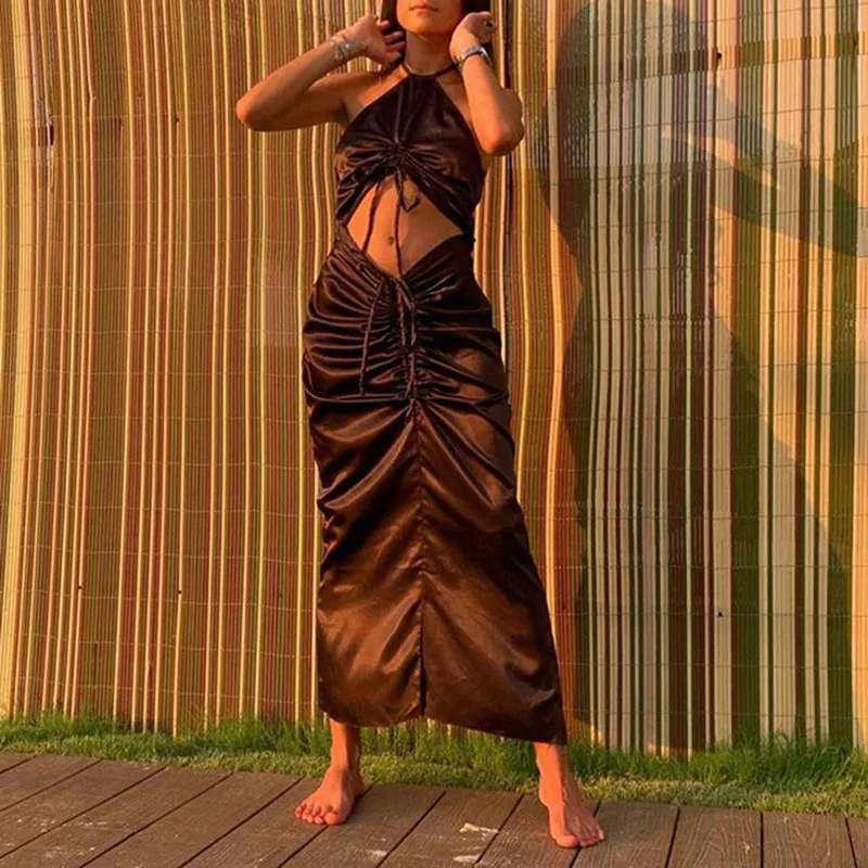 Solid Color Sexy Bandage Long Dress Women Summer Chest Wrapping Halter Sleeveless Hollow Out Folds Dress Party Clothes 2021
Solid Color Sexy Bandage Long Dress Women Summer Chest Wrapping Halter Sleeveless Hollow Out Folds Dress Party Clothes 2021