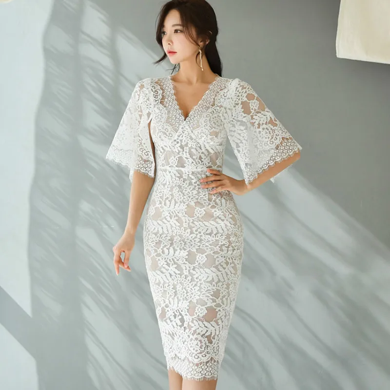 Летние женские узкие миди с v-образным вырезом Full Lace Vestidos облегающее солидное женское платье карандаш Flare рукавом Сексуальные вечерние плат...
Летние женские узкие миди с v-образным вырезом Full Lace Vestidos облегающее солидное женское платье карандаш Flare рукавом Сексуальные вечерние плат...