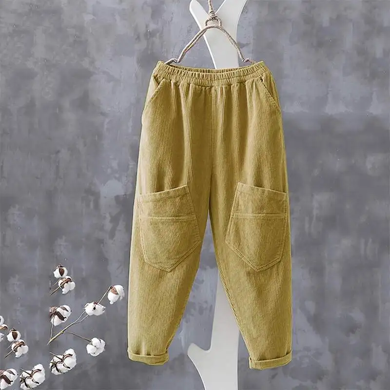 Women Corduroy Pants 2021 Spring Solid Oversized Elastic Waist Cropped Trousers Casual Pocket Female Harem Pants Long Pantalon
Women Corduroy Pants 2021 Spring Solid Oversized Elastic Waist Cropped Trousers Casual Pocket Female Harem Pants Long Pantalon