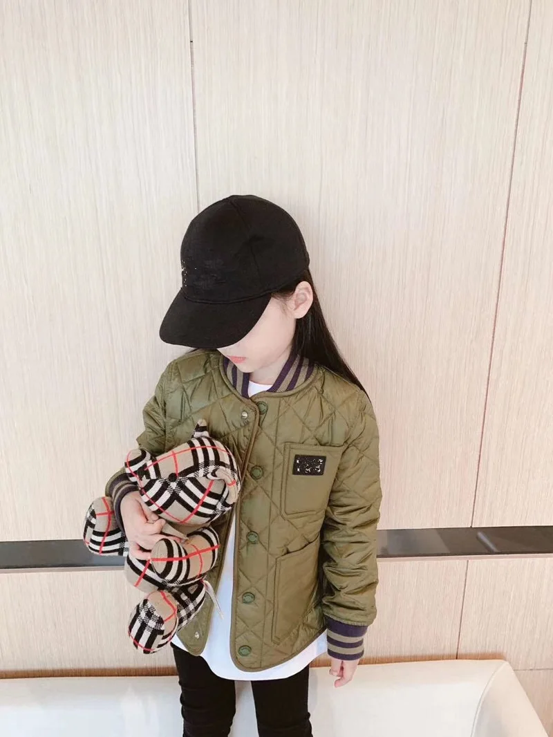 Autumn / winter 2020 embroidered cotton padded jacket 4-12-year-old baby clothes, winter clothes kids winter clothes 
Autumn / winter 2020 embroidered cotton padded jacket 4-12-year-old baby clothes, winter clothes kids winter clothes