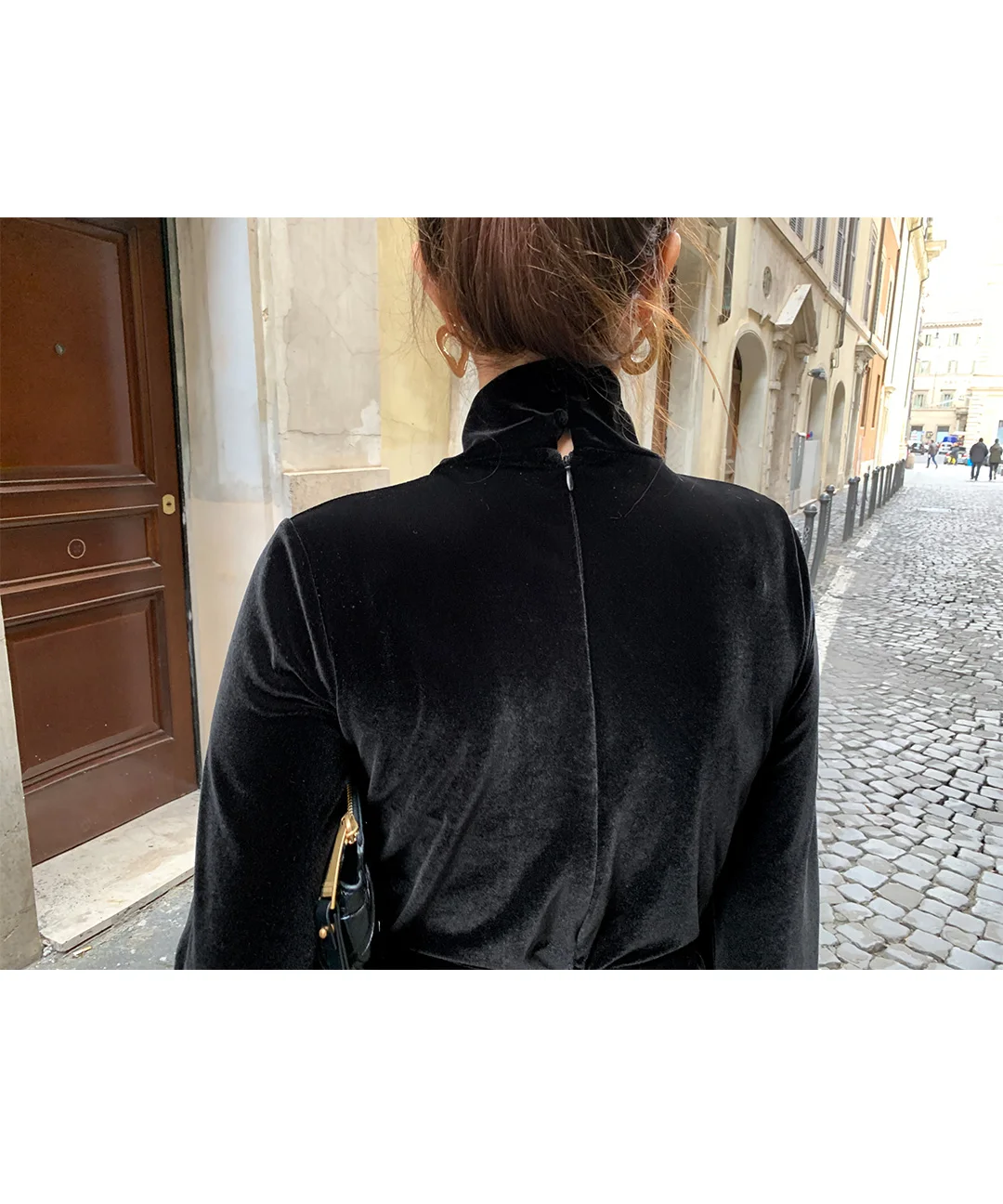 ZCSMLL Korean black fashion vestido elegant high-neck slim slimming waist long velvet dress little black dress with belt female
ZCSMLL Korean black fashion vestido elegant high-neck slim slimming waist long velvet dress little black dress with belt female