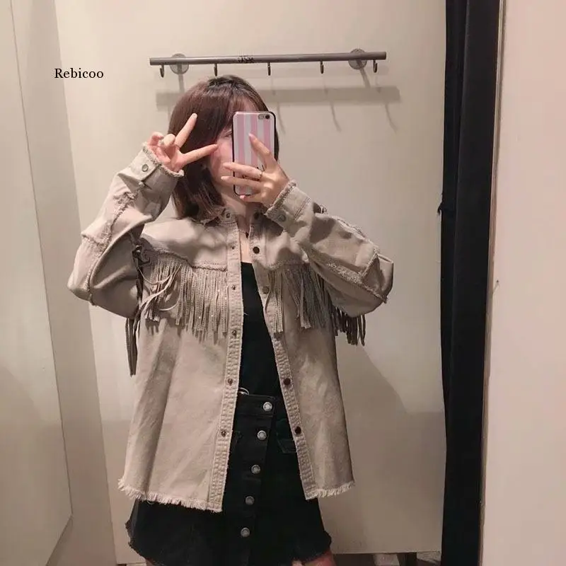 New Spring Autumn Fashion Streetwear Oversize Tassel Jacket Vintage Long Sleeve Rivet Loose Coat Female Casual Tops
New Spring Autumn Fashion Streetwear Oversize Tassel Jacket Vintage Long Sleeve Rivet Loose Coat Female Casual Tops