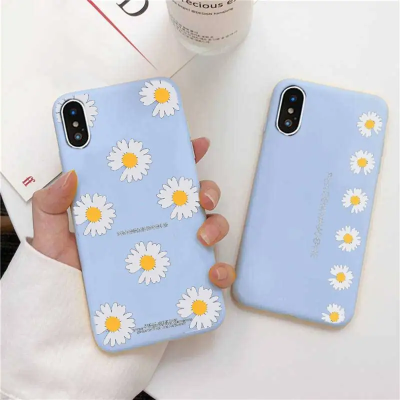 Personalized Daisy Pattern Phone Case For IPhone 6 6s 7 8 Plus X Xs Xr Xsmax 11 12 Pro Promax 12mini Candy Blue Silicone Cover
Personalized Daisy Pattern Phone Case For IPhone 6 6s 7 8 Plus X Xs Xr Xsmax 11 12 Pro Promax 12mini Candy Blue Silicone Cover