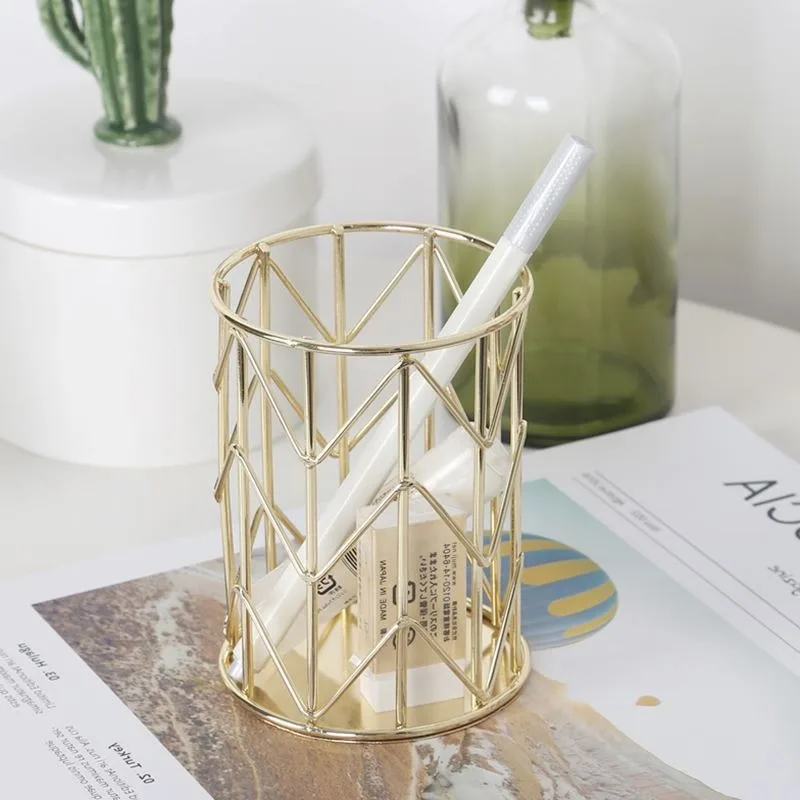 Pen Holder Cosmetics Brushes Makeup Organizer Storage Box Wrought Iron Round Pen Desk Organizer School Supplies Stationery
Pen Holder Cosmetics Brushes Makeup Organizer Storage Box Wrought Iron Round Pen Desk Organizer School Supplies Stationery