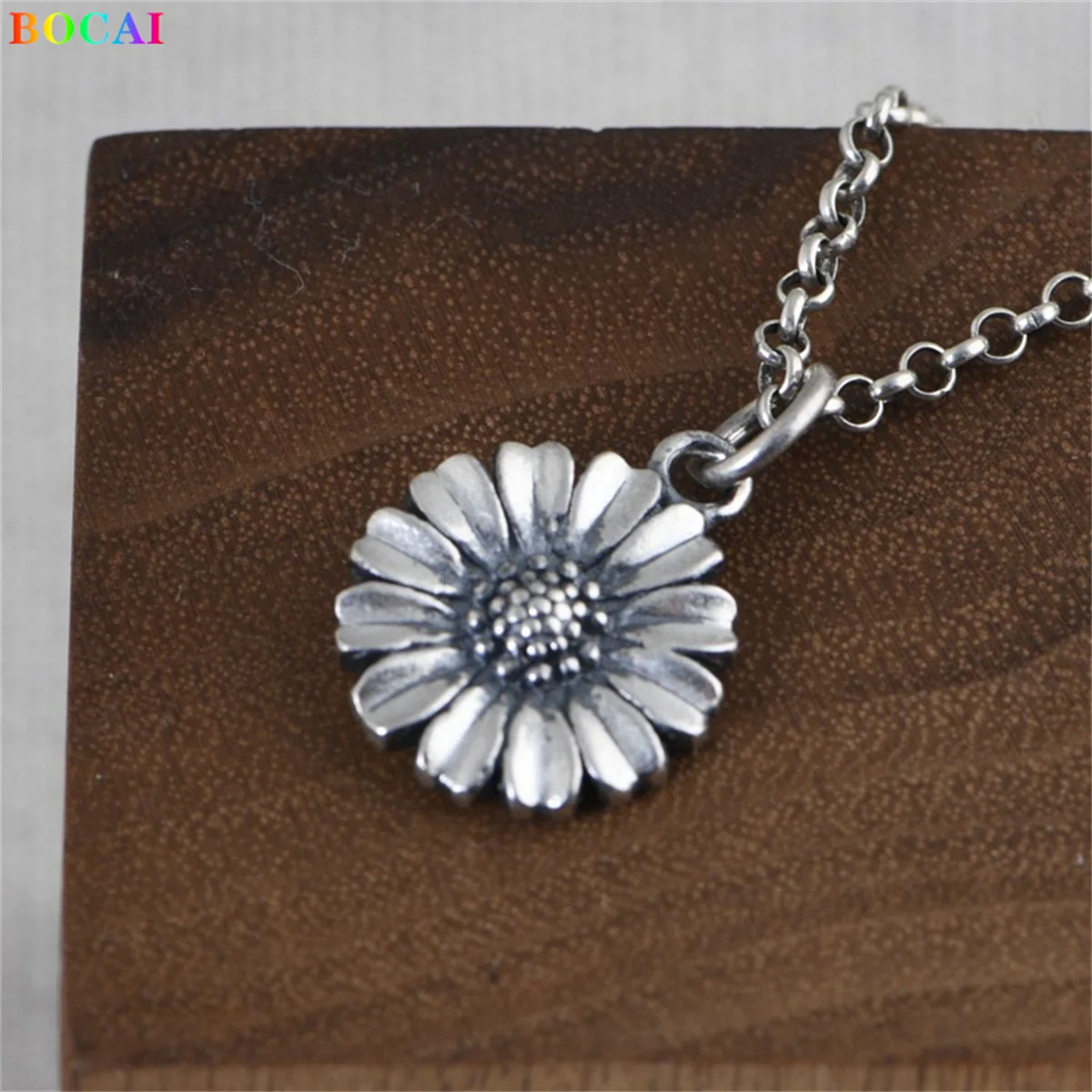 S990 Sterling Silver Charm Pendant 2021 Popular Sun Flower Matte Hanging Ornament Pure Fashion Jewelry Gift for Women Valentine
S990 Sterling Silver Charm Pendant 2021 Popular Sun Flower Matte Hanging Ornament Pure Fashion Jewelry Gift for Women Valentine