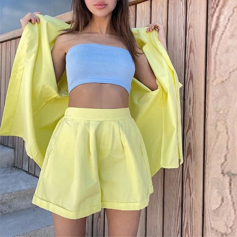 Turn-down Collar Short-sleeved Shirt Women Sets Solid High Waist Wide Leg Shorts Set Female 2021 Summer Ladies Casual Suit
Turn-down Collar Short-sleeved Shirt Women Sets Solid High Waist Wide Leg Shorts Set Female 2021 Summer Ladies Casual Suit