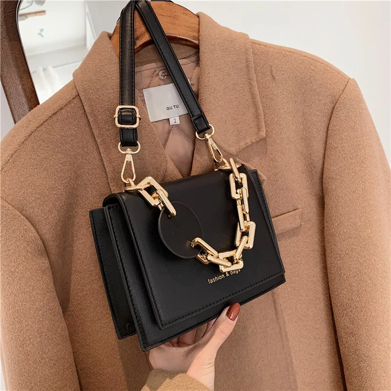 European and American Retro Handbag Messenger Shoulder Small Square Bag2021Popular New Trendy Fashion All-match Chain Female Bag 
European and American Retro Handbag Messenger Shoulder Small Square Bag2021Popular New Trendy Fashion All-match Chain Female Bag