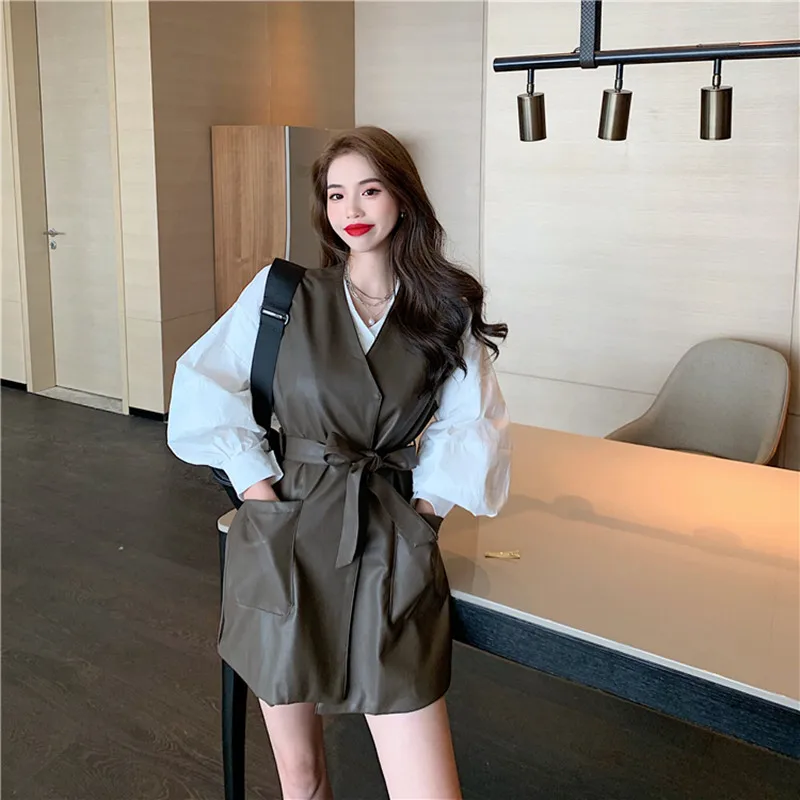 2021 Early Autumn New Stylish Fashion Suit Loose Inner Shirt + Sexy PU Leather Vest Waistcoat Office Lady
2021 Early Autumn New Stylish Fashion Suit Loose Inner Shirt + Sexy PU Leather Vest Waistcoat Office Lady